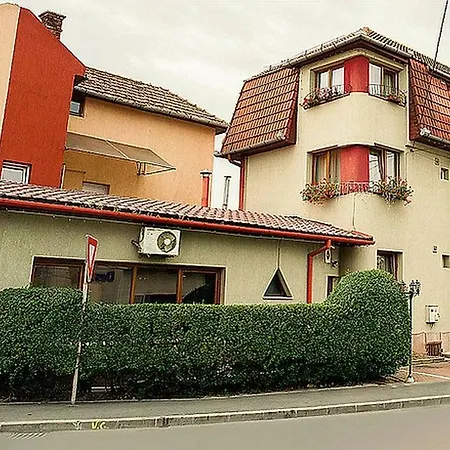 Pensjonat Pensiunea Pedro 3*